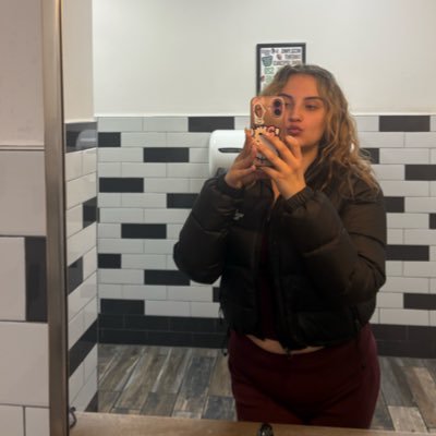 logaanlorraine's profile picture. ig lololorraine_____