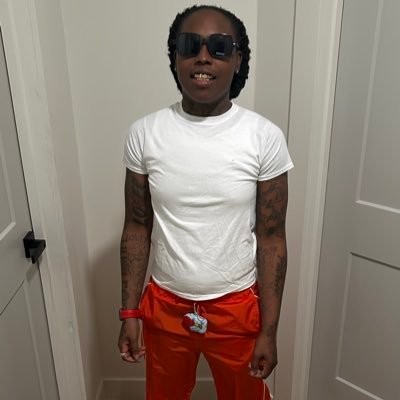 SLiMEYA4REAL's profile picture. ONE of The LAST ONES LEFT 👨🏾‍🦯