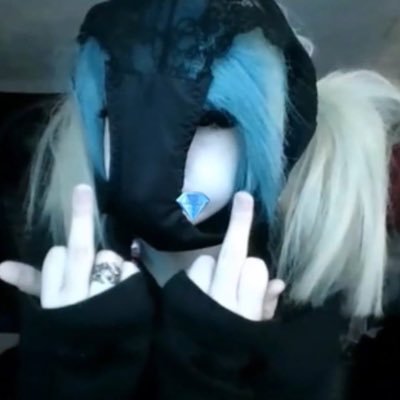 abdulqq9's profile picture. الشات اخر يومين انحذف كله الي ارسل يرسل مره ثانيه😫