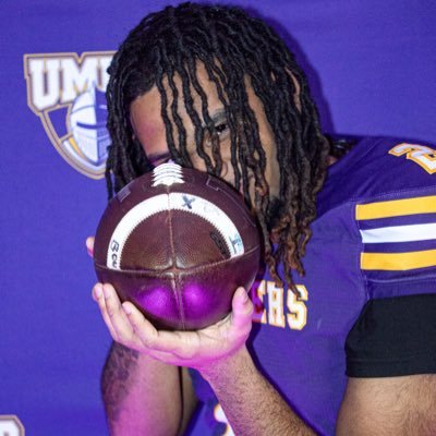 KevinPointerJr3's profile picture. QB @CruFootball | 6"1| 195lbs | 3.4 GPA| NCAA ID# 2502511251|kevinjp1027@icloud.com|4693093589
