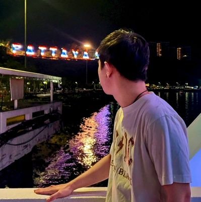 Icemoshi42's profile picture. ไม่รู้จักพอ ขอไม่รู้จักกัน 🙂