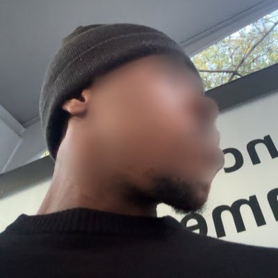 0FF_____'s profile picture. Juste un individu 🤷🏾‍♂️
