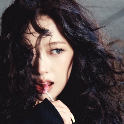 a_bluming's profile picture. Tonterías.
I stan too many people atp...
'97