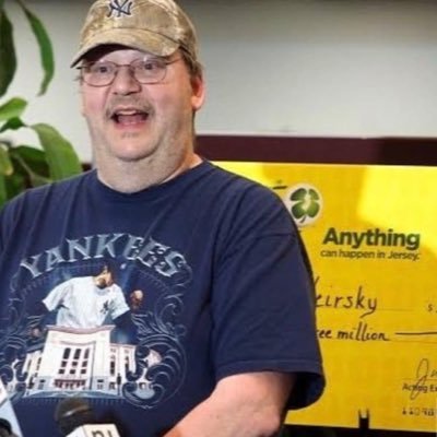 MICHAELJWEfn's profile picture. $273millons I’m giving away 30% of it to help the citizens picking randomly out of my first 1k followers