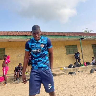 JoJackson182301's profile picture. I love playing football and I'm a comedian too I love making people happy too 🥰
