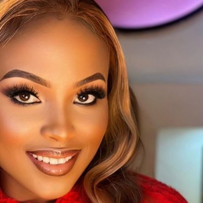 BirungiMargret5's profile picture. Fashionist & Makeup Artist, Social Analyst//Insightful to vibes ❤️// Future Billionaire💸💵// Man UTD. 🇺🇬🇬🇧