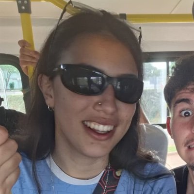 yasminaetio28's profile picture. picareta de fachada