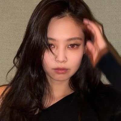 sugeyR92's profile picture. 