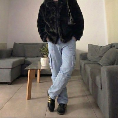 alexndrgonzlz's profile picture. Mernosketti, monogamia y Lana del Rey  // @28kettisgc