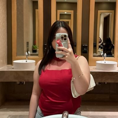 fiabytes's profile picture. 