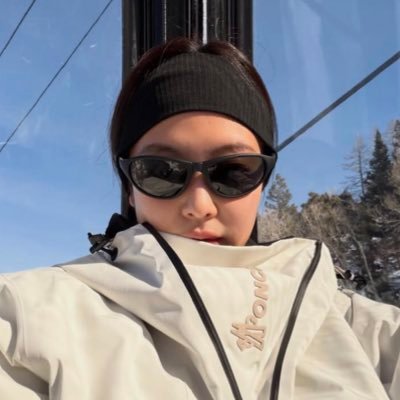 savilovesjennie's profile picture. I used to whisper your name like a prayer