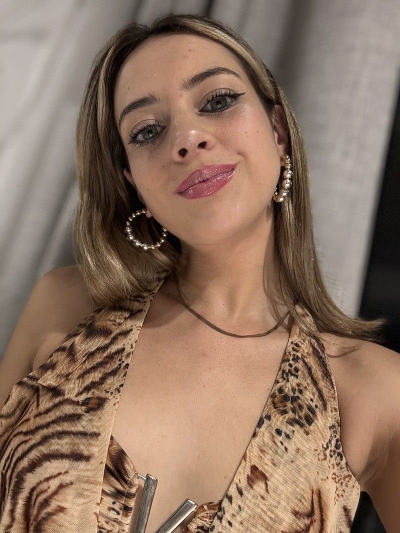 lori_buck89028's profile picture. falling in love w villains, DM me if youre one