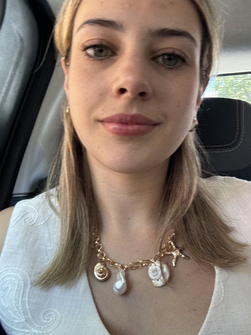 HeatherR37692's profile picture. is there a typing speed limit, DM mee before i find out