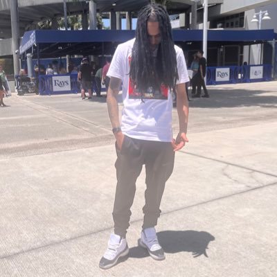 jovantaej009's profile picture. 💙🎯 free jdubb🙏🏾 life is what you make it on everything….on pound grave💙