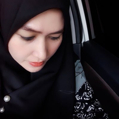 sikodoksakit's profile picture. i'm a complete package of childish, naughty, romantic, advisor, mature and helper  🏃‍♀️Admin berdua dgn @Jokowi