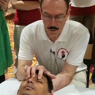 davidlintonbon's profile picture. Practitioner of Manual Medicine, International Lecturer in Spinal & Peripheral Manipulation. View
https://t.co/cbD1kG3dzw

+44 7958 488 784