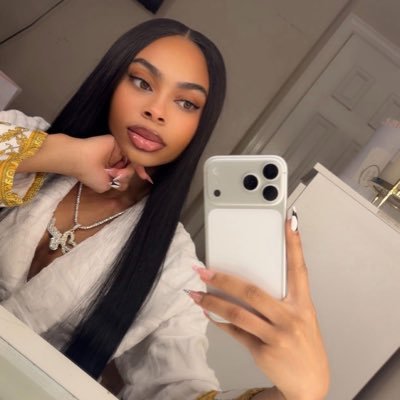 luujensen_'s profile picture. 