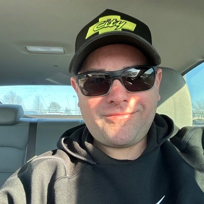 GrifithRoger's profile picture. 🚫 under 21 ⛳️ 🏈 ⚾️ 🏎️