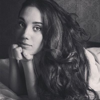 luanacdhgs_'s profile picture. apenas existindo fã da @myraruiz desde 2024 e fã da @mckenziekurtz desde 2025