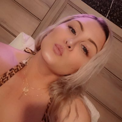 _thickitalian's profile picture. 𝗶𝗻𝘀𝘁𝗮: 𝗲𝗹𝗶𝘇𝗽𝗿𝗶_