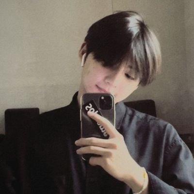 unhappyundead's profile picture. 구독함