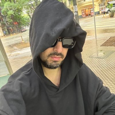 Palermohot21's profile picture. https://t.co/nJWkndXUMG