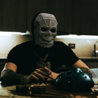 VOTIQUECOL's profile picture. Diseñadorrr 🎨
Dios 💙