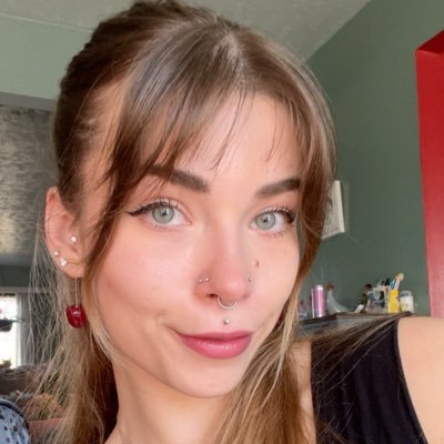 Queenegirlsback's profile picture. 25 y/o♥️SEX TOYS👉https://t.co/VQ4Kw9SQS6  use discount code; Queenegirl                               💙ONLY ACCOUNT 💙SOLO CREATOR