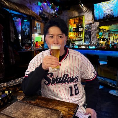 umi808080's profile picture. ヤクルトスワローズファン歴30年のアナウンサー。愛するスワローズの話を中心に呟きます。よろしくお願いします。つぶやきは個人の見解で、いいねやリツイートは同意ということではありません。またウイスキーが大好きでウイスキーエキスパートやウイスキー検定2級に合格。 #ちなヤク