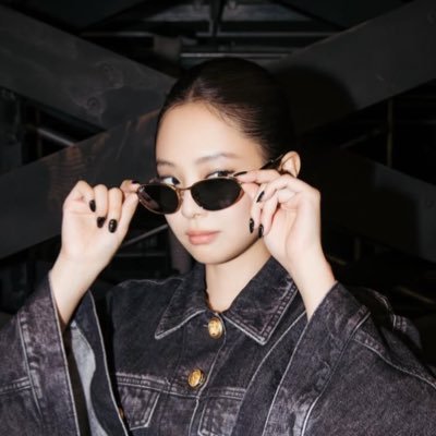 XtineFang's profile picture. 