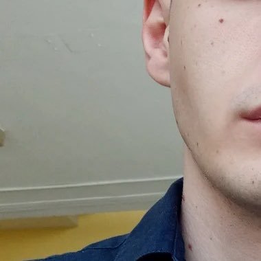 srznsm's profile picture. 