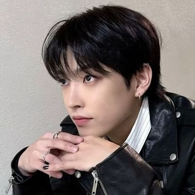 flo_wer1024's profile picture. 올프