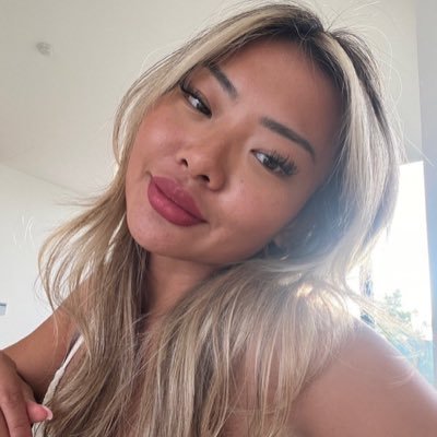 angie_venora's profile picture. Life has thrown so many curves.But I will never break will be back stronger💪 here’s my digits 650-658-4016 text me  📸👻