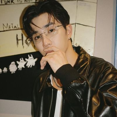 PorkkyNaiyanet's profile picture. 