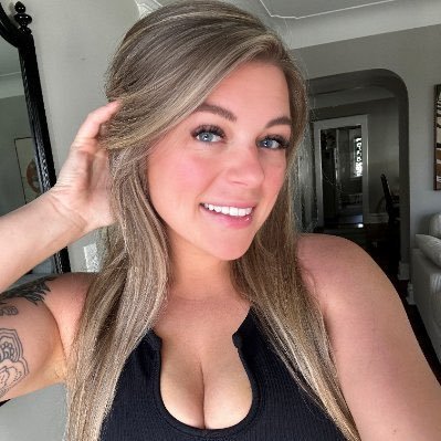 Sexy1117814's profile picture. Your kinky nextdoor girly 💕