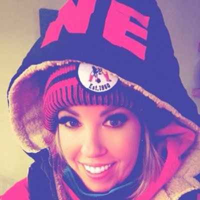 UnfilteredVicki's profile picture. I have this Twitter account so I don’t have to explain myself. To anyone.