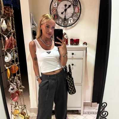 SabaMughal5's profile picture. ✨ Hi X fam! I’m Yasemin 🌸

I love traveling, good vibes, and sharing positivity 💕
Looking forward to meeting amazing new people here 🥰