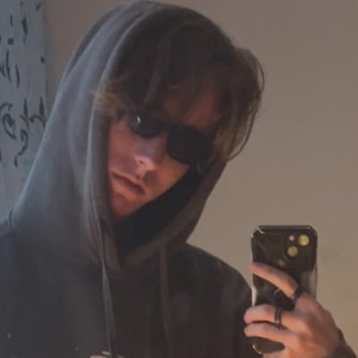 lukediffz's profile picture. let’s talk about it