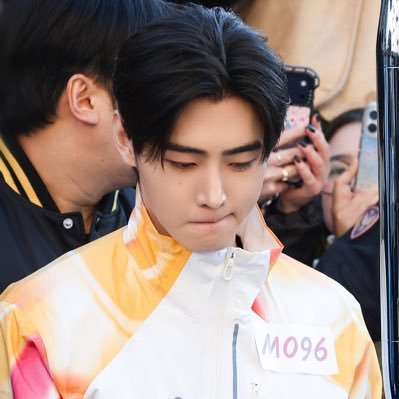 spagheetjeknjoy's profile picture. •FAN ACCOUNT• 1% normal 1% gf stan 8% lutang 40% nakikirelasyon 50% hibang •rps• 1248•1130• •fil/eng twts 🇵🇭 MAKALAT 😗✌