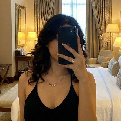 annahutson_'s profile picture. 