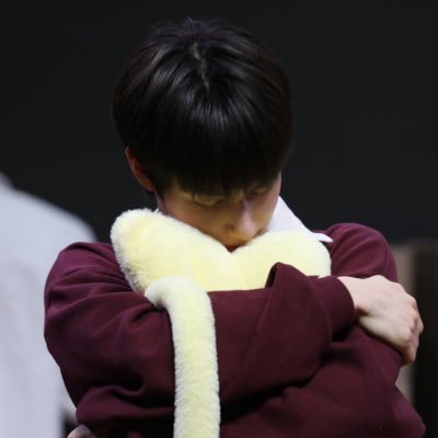 byeolbitxing's profile picture. #진식: 함리스티나 레츠 고 ⭑.ᐟ