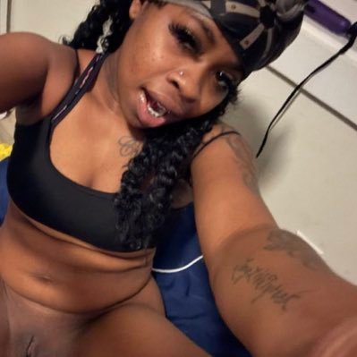 Niquecontent's profile picture. (18+)|| Your favorite creator, ONLY Reply to!! FT SHOW / MENU?! 😋🥛Add me on telegram : https://t.co/STrypiPvGM