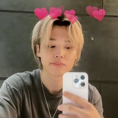 soundofval's profile picture. soy fiel a taylor swift