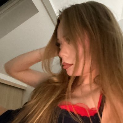 _useeer00_'s profile picture. j’suis là par pur bénévolat