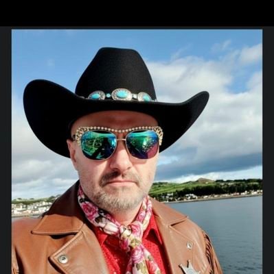 BSauzee's profile picture. It's all about Hibs.And dugs,wee ones, and big ones, but mainly wee ones. 🇳🇬🏴󠁧󠁢󠁳󠁣󠁴󠁿 Scotland all the way