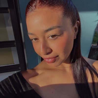 debomendoza16's profile picture. prefiero a mi manera, ser un yuyito cualquiera pero dar mi propia flor. ✨