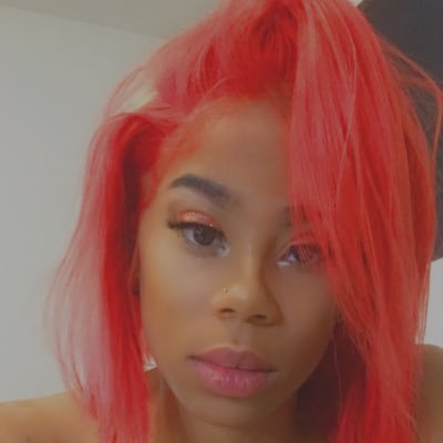 ashluvbug2's profile picture. DM FEE - $40 For any responses 18+ Hairy based. @lickmeeuhpp @mickeysobomb @racingismything