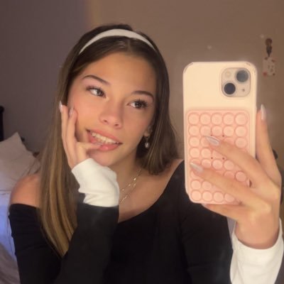 Alejandra_cum's profile picture. https://t.co/N5oP0v7GPL 05551799225b1adec28a9fcbba57c7c6529f5b6746c72c145603dfbe117c00b408 I love tribs from hung gooners 🍆🥜💦