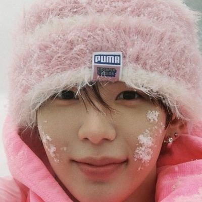 looviekkyu's profile picture. KANGEN DOYOUNG