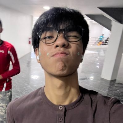 Jayy_zZzs's profile picture. wonwoo’s glasses || ( 😱 )